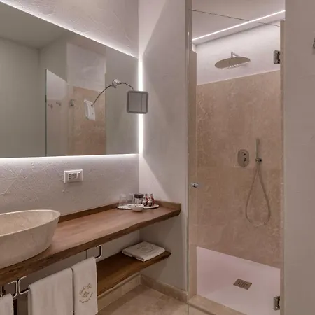 Corte Alma And Luxury Bed & Breakfast Gargnano