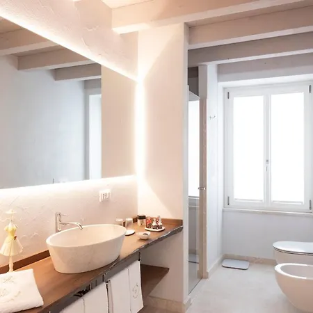 Corte Alma And Luxury Bed & Breakfast Gargnano
